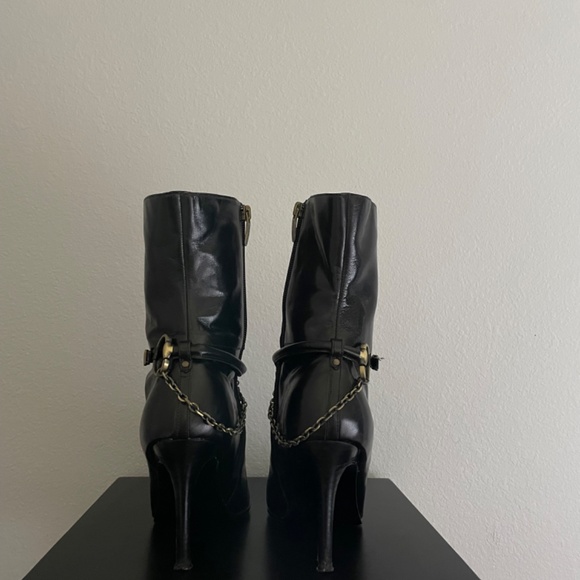 Colin Stuart Black leather bootie - Picture 5 of 6